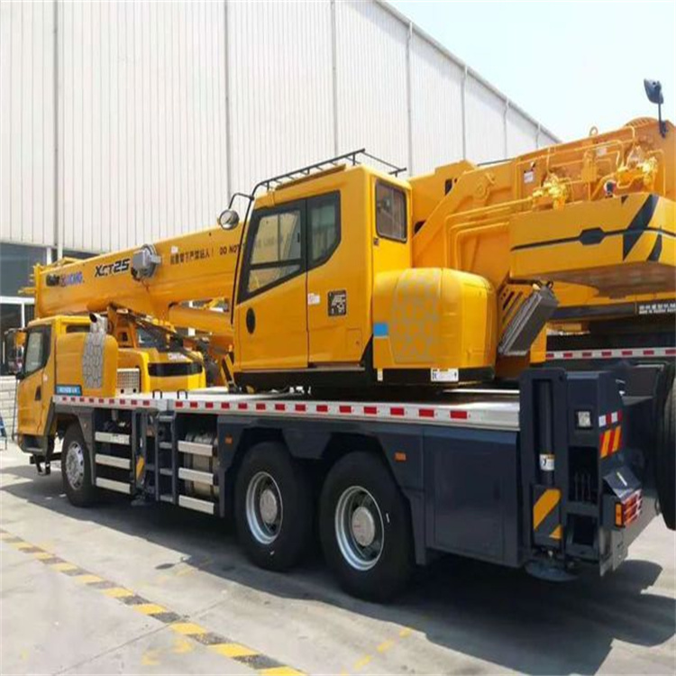 纳溪离这最近出租吊车电话